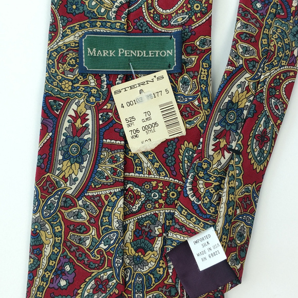 Vtg Mark Pendleton silk red blue paisley tie - Picture 3 of 3